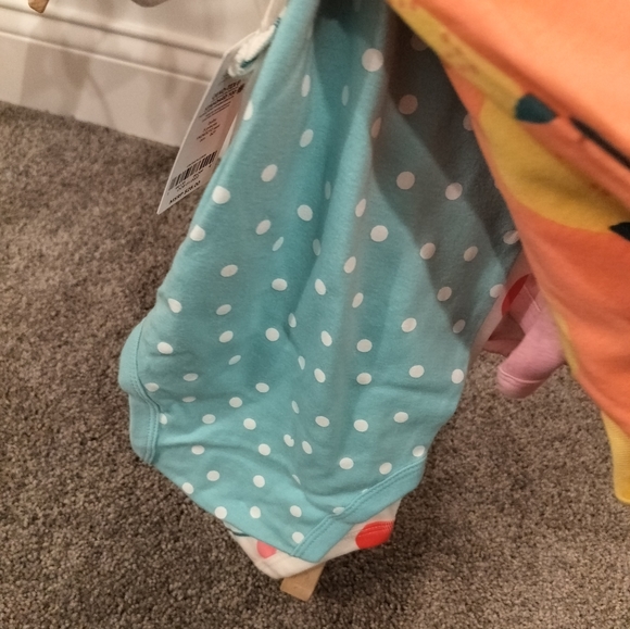 Carter baby onesies - Picture 2 of 6